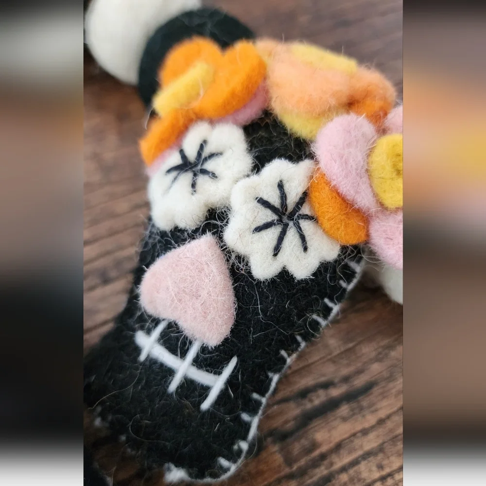 Day of the Dead Dia De Los Muertos Sugar Skull Wool Pom Garland 69 in